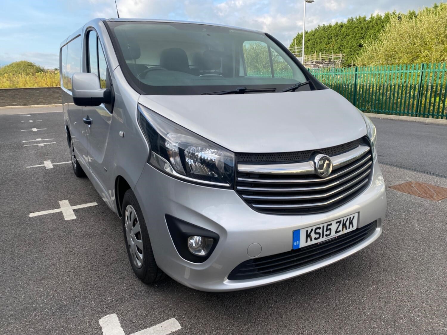 Vauxhall Vivaro Listing Image