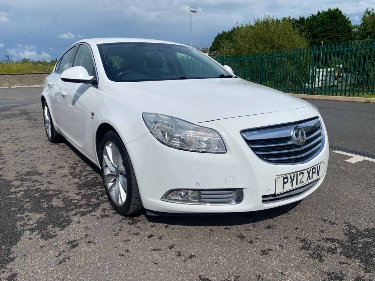 Vauxhall Insignia Listing Image