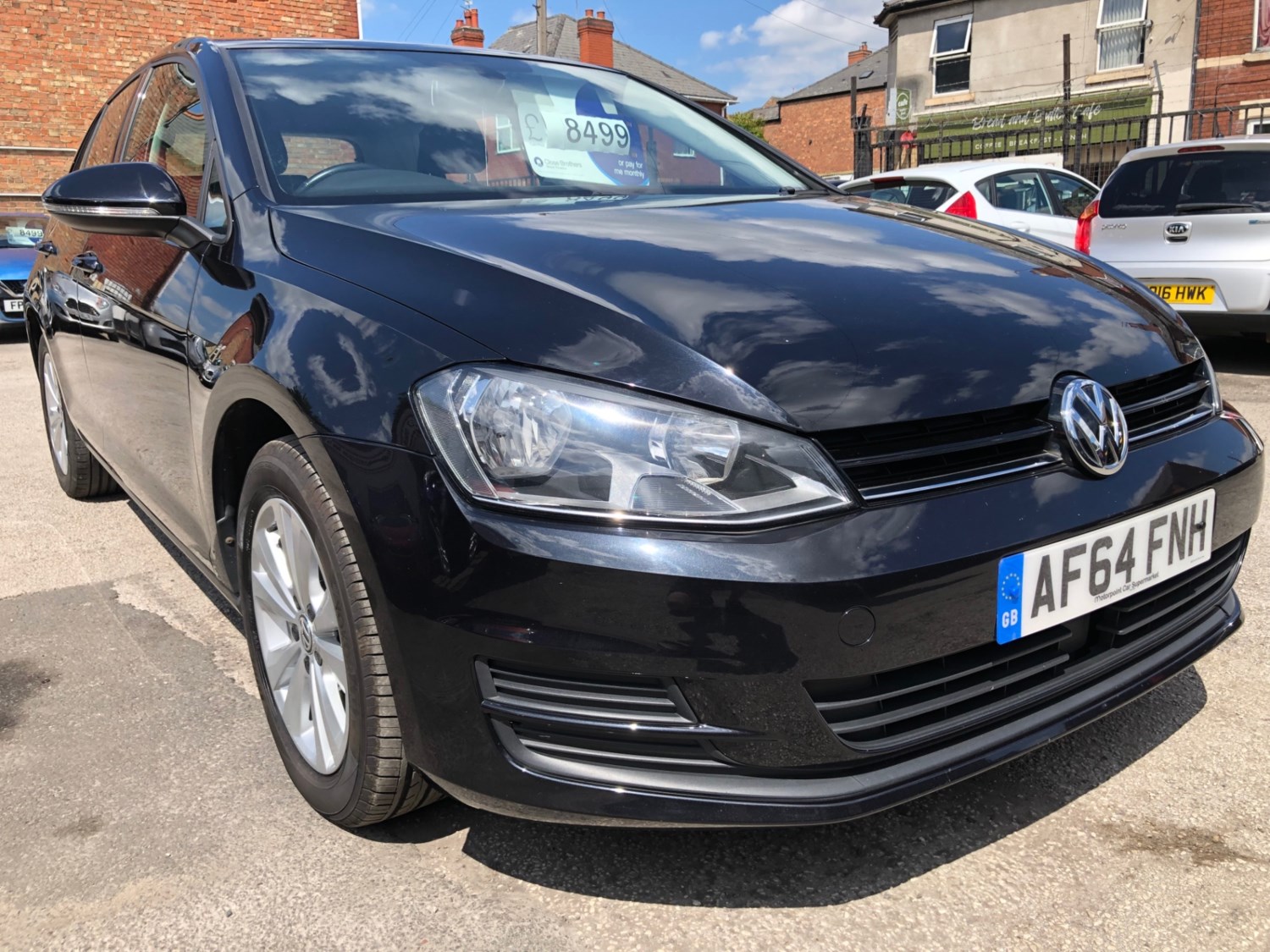 Volkswagen Golf Listing Image