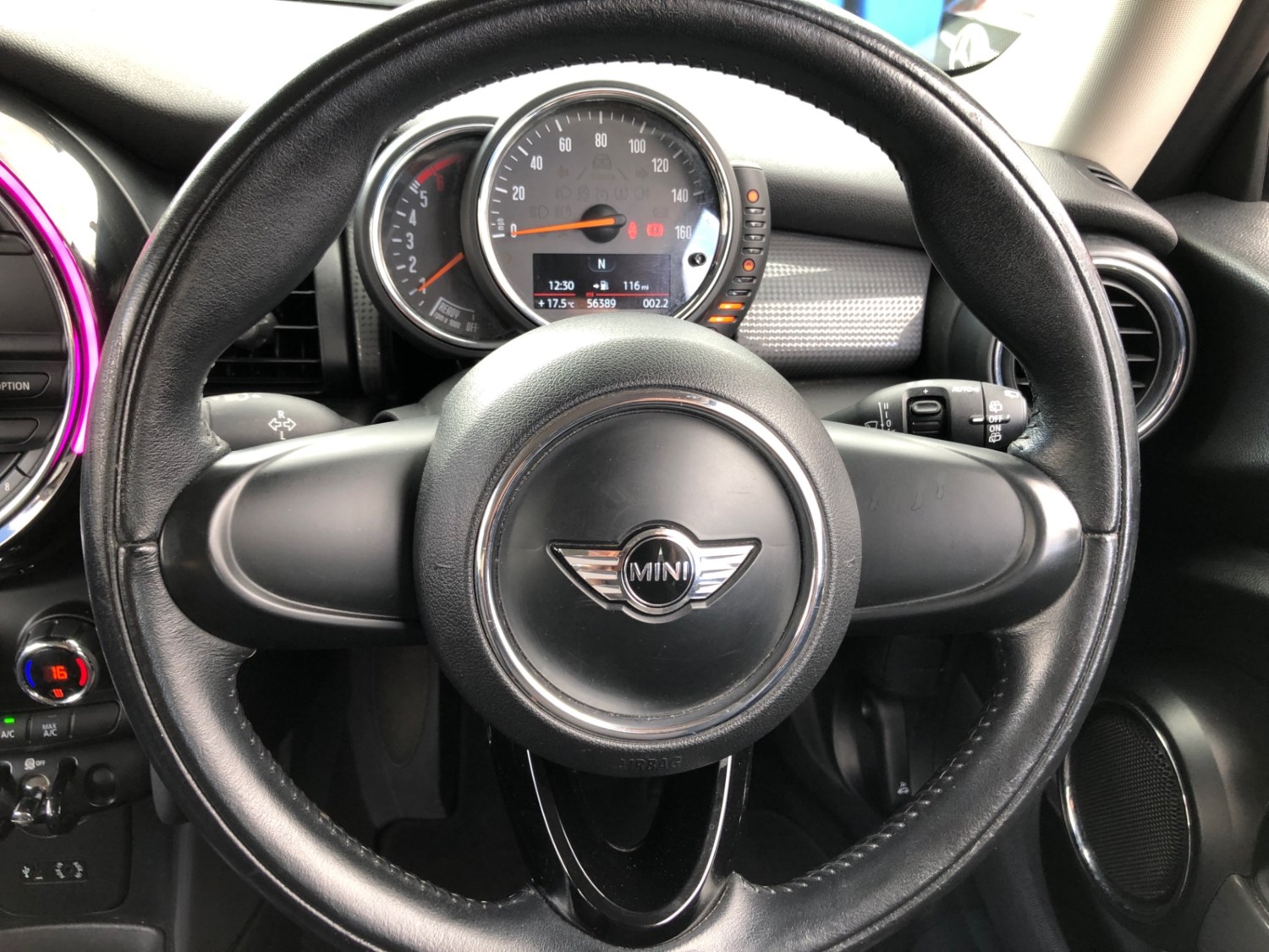 MINI Hatch Listing Image