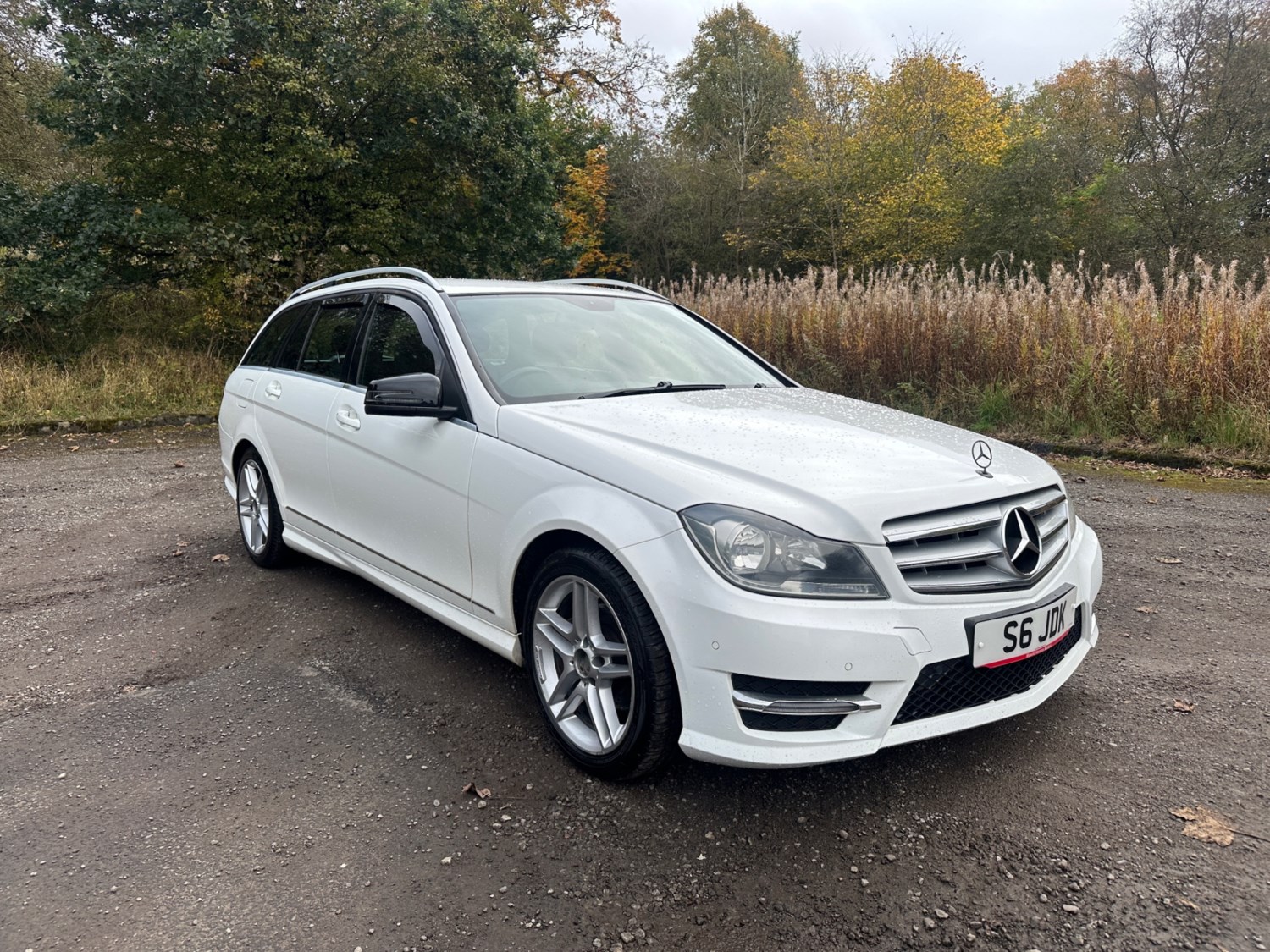 Mercedes-Benz C-Class Listing Image