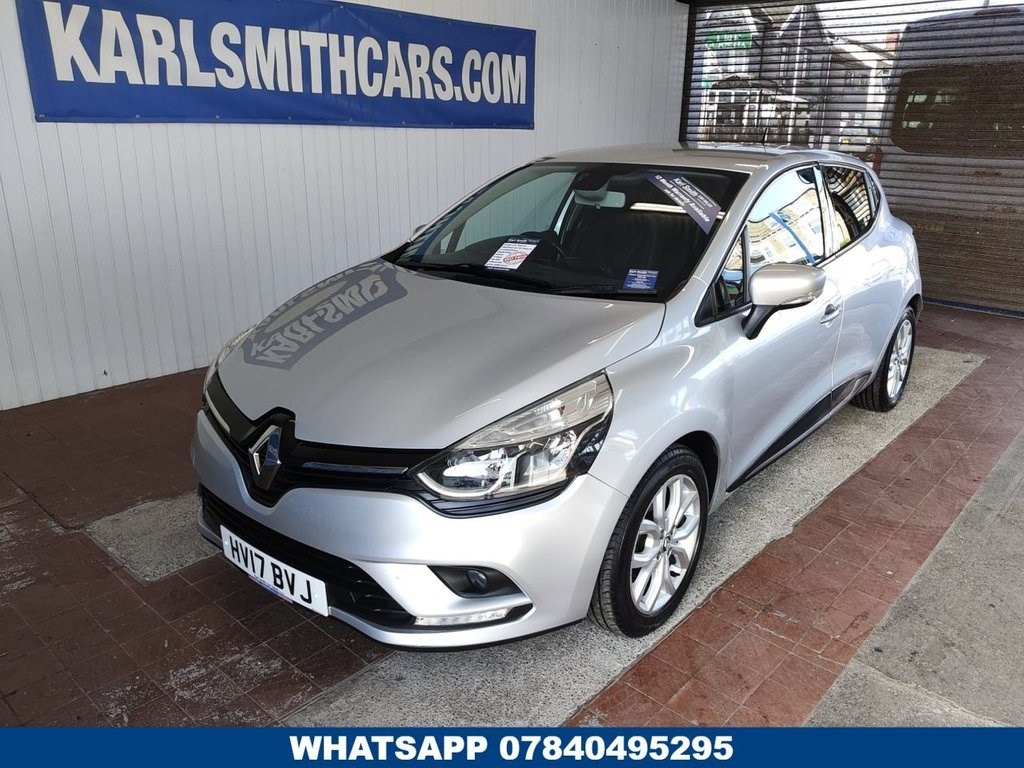 Renault Clio Listing Image