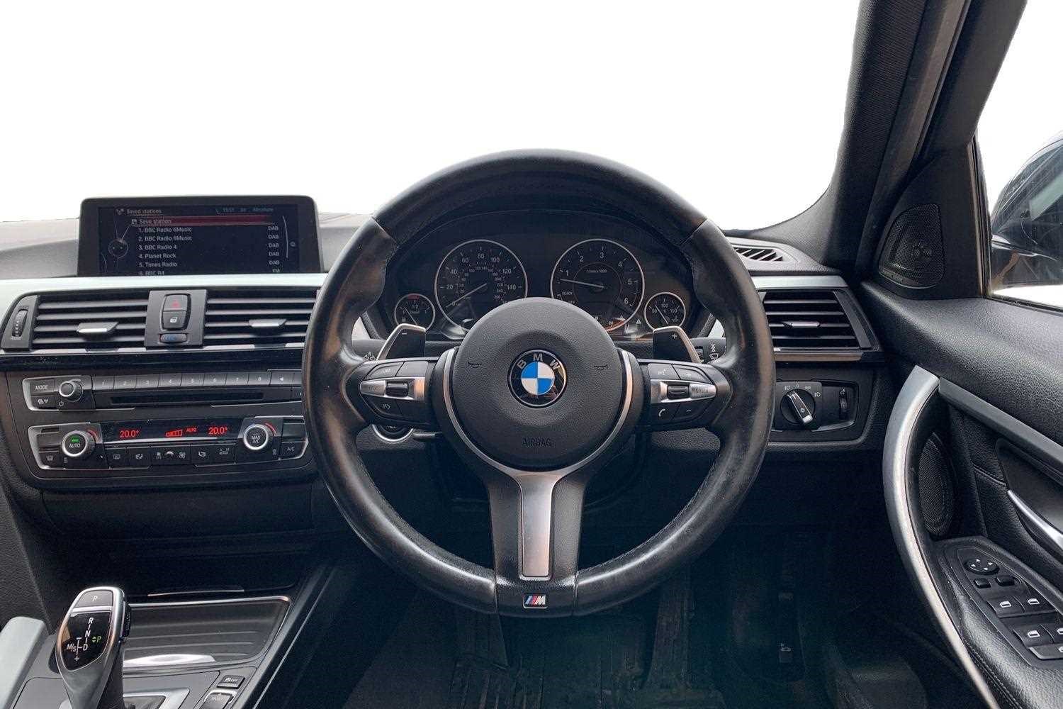 BMW 3 Series Listing Image