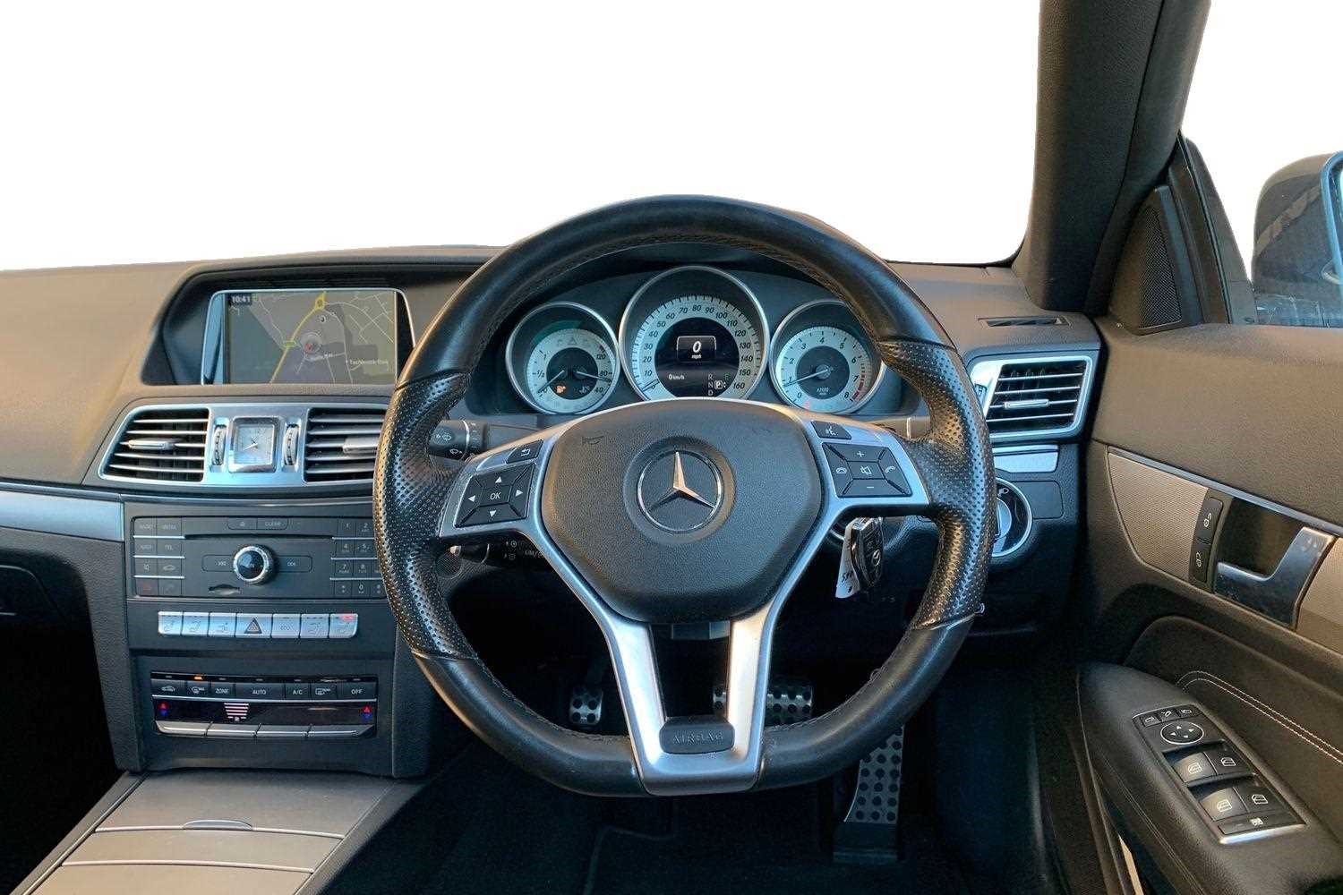 Mercedes-Benz E-Class Listing Image