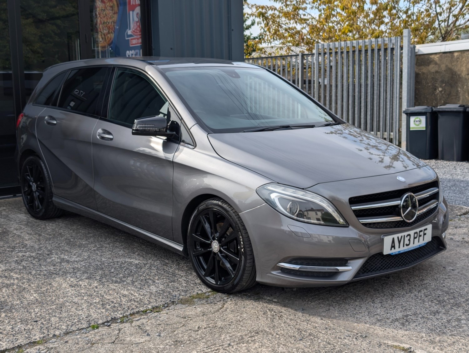 Mercedes-Benz B-Class Listing Image