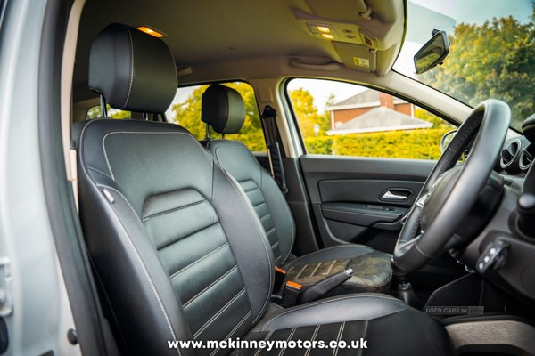 Dacia Duster Listing Image