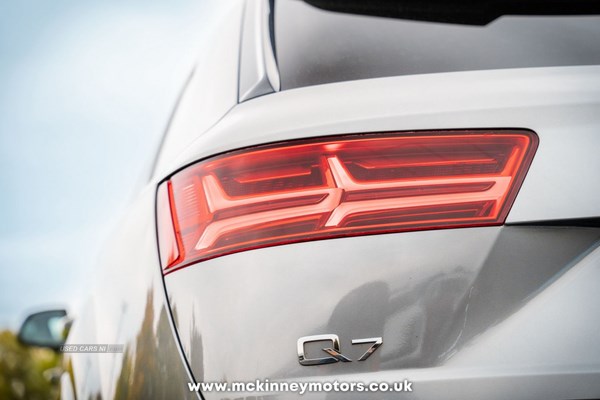 Audi Q7 Listing Image