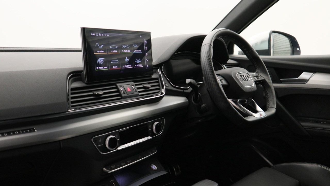 Audi SQ5 Listing Image