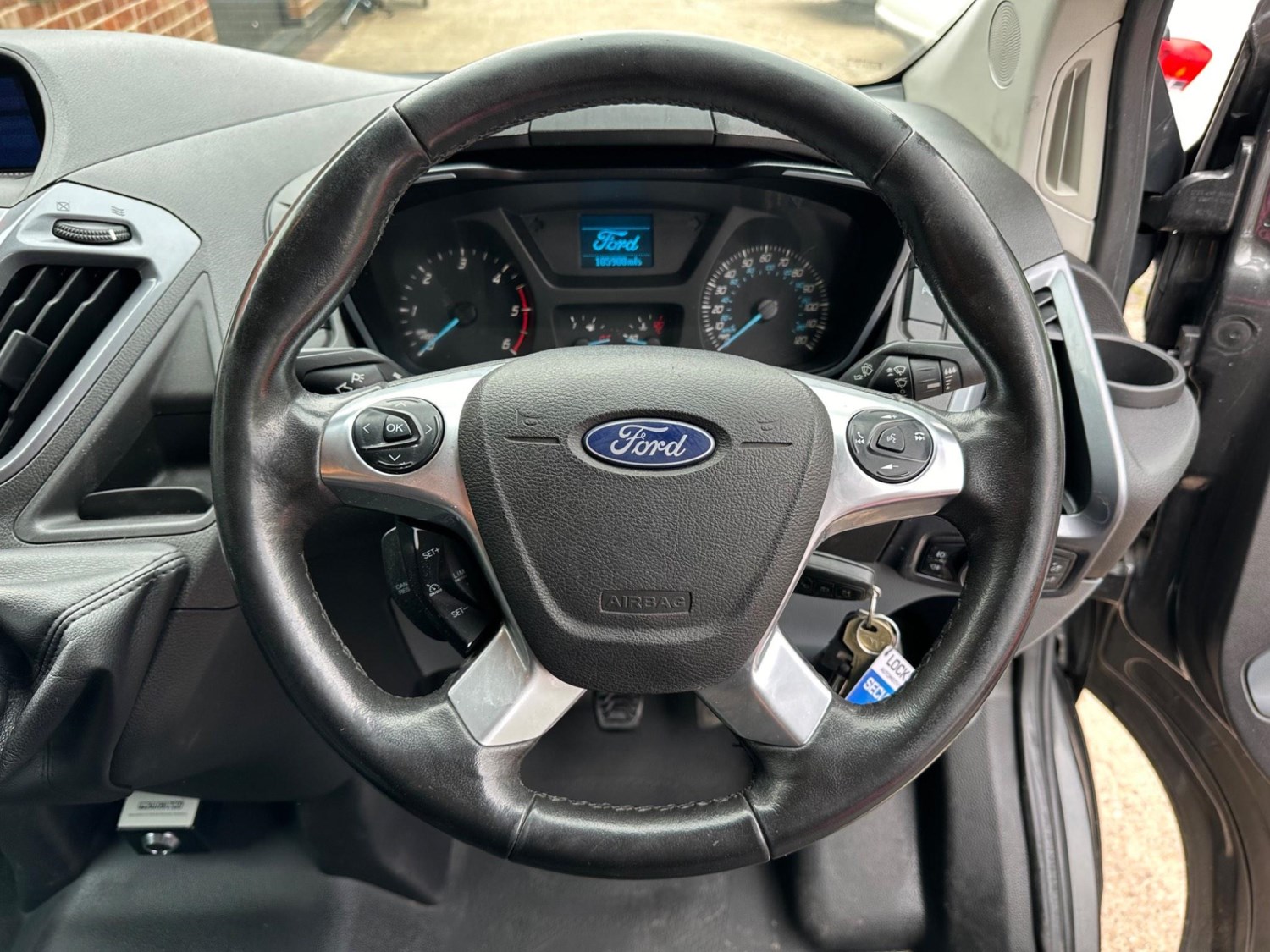 Ford Transit Custom Listing Image