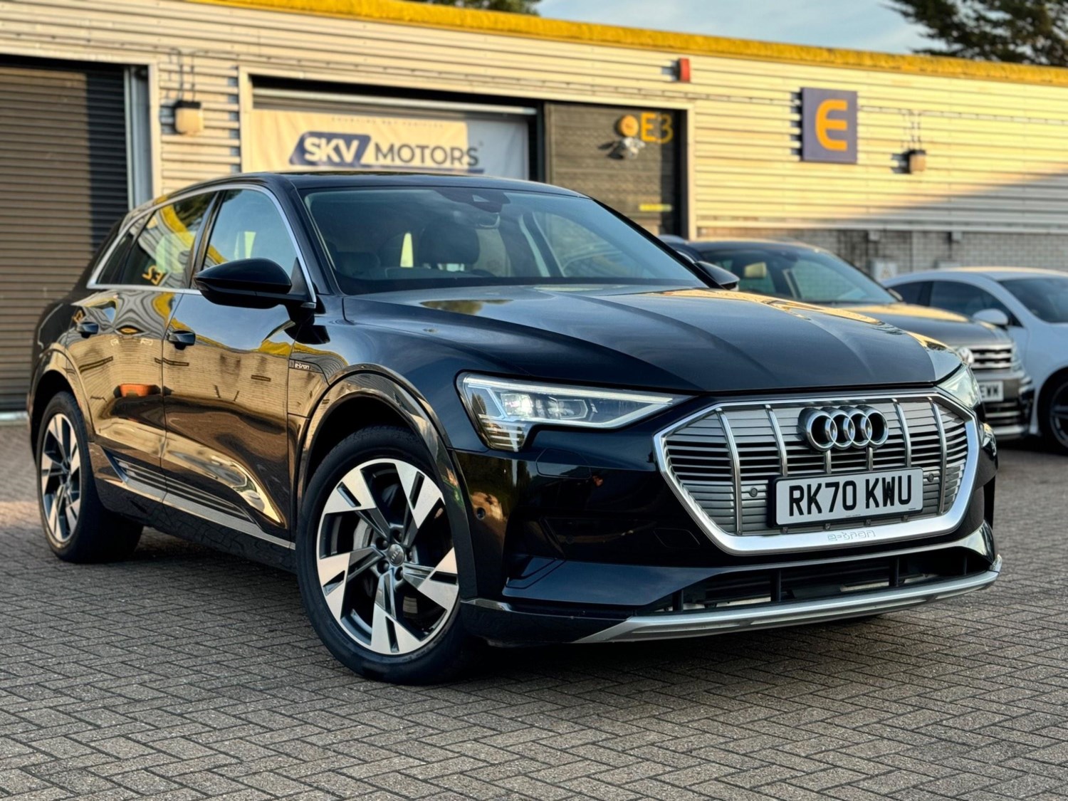 Audi e-tron Listing Image