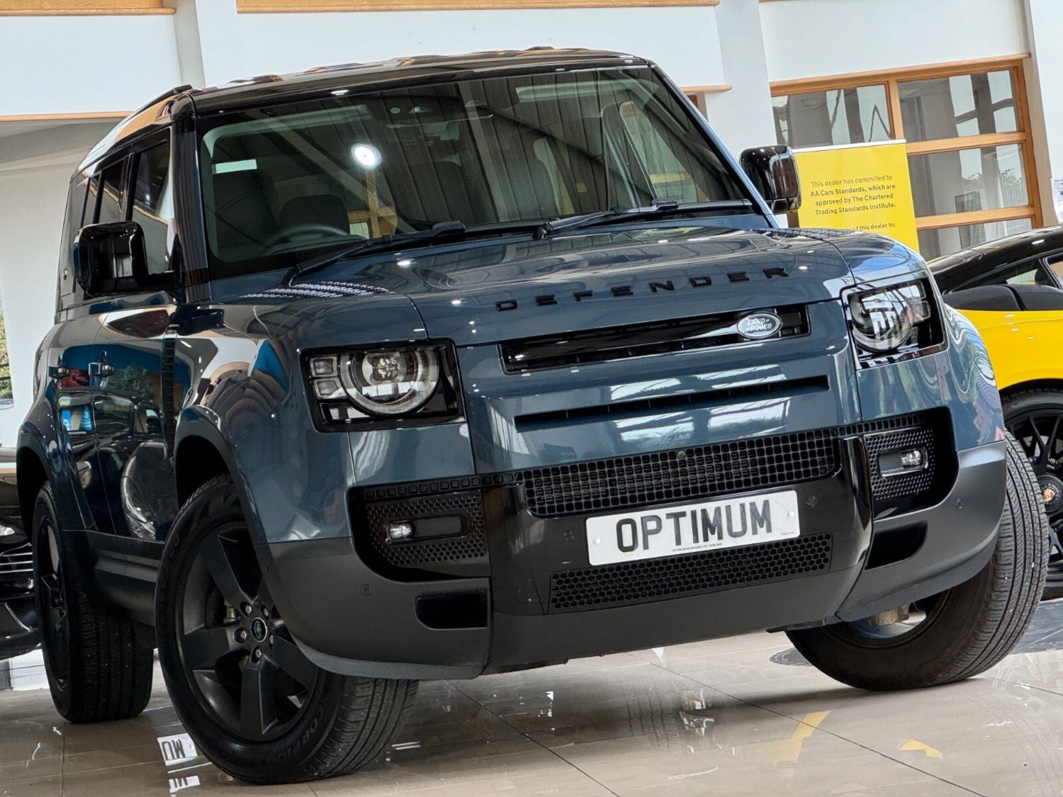 Land Rover Defender Listing Image