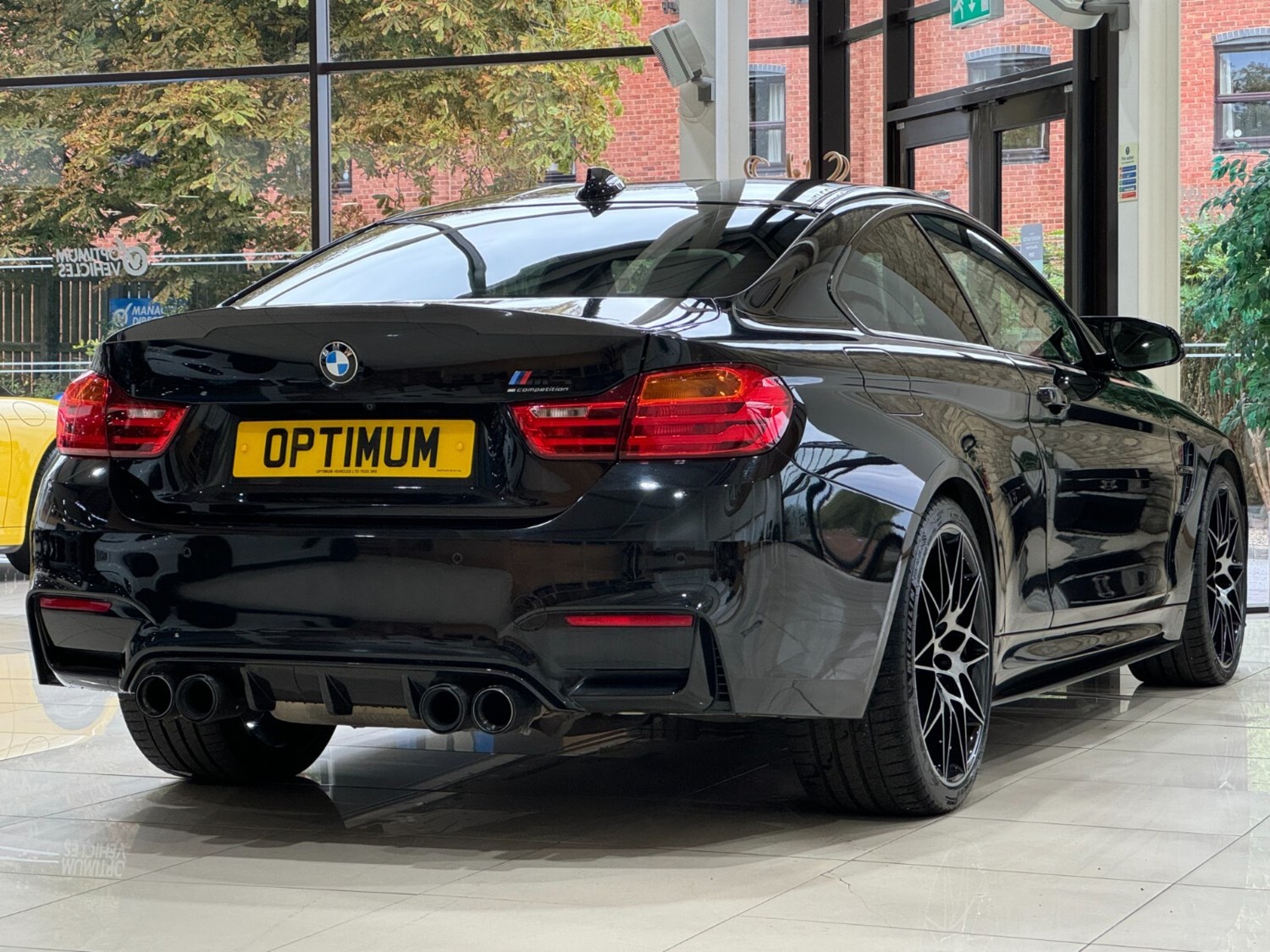 BMW M4 Listing Image