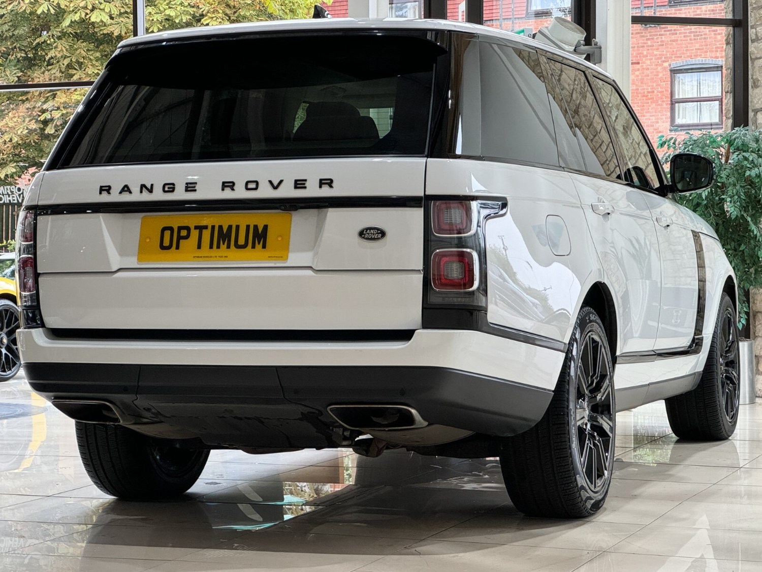 Land Rover Range Rover Listing Image