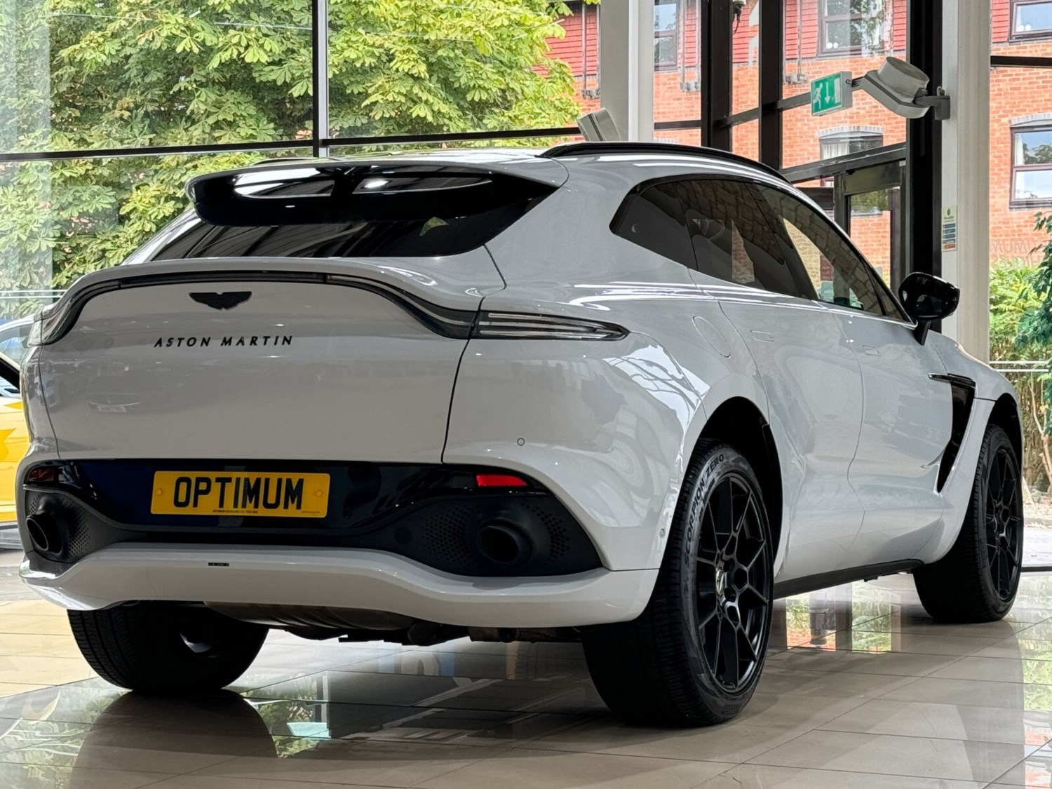 Aston Martin DBX Listing Image