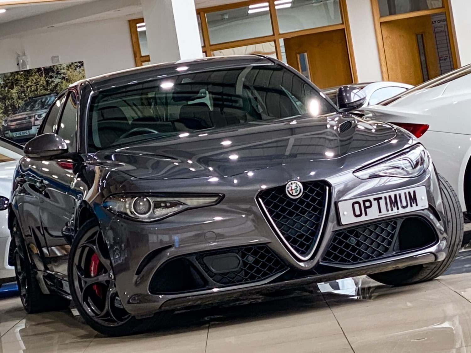 Alfa Romeo Giulia Listing Image