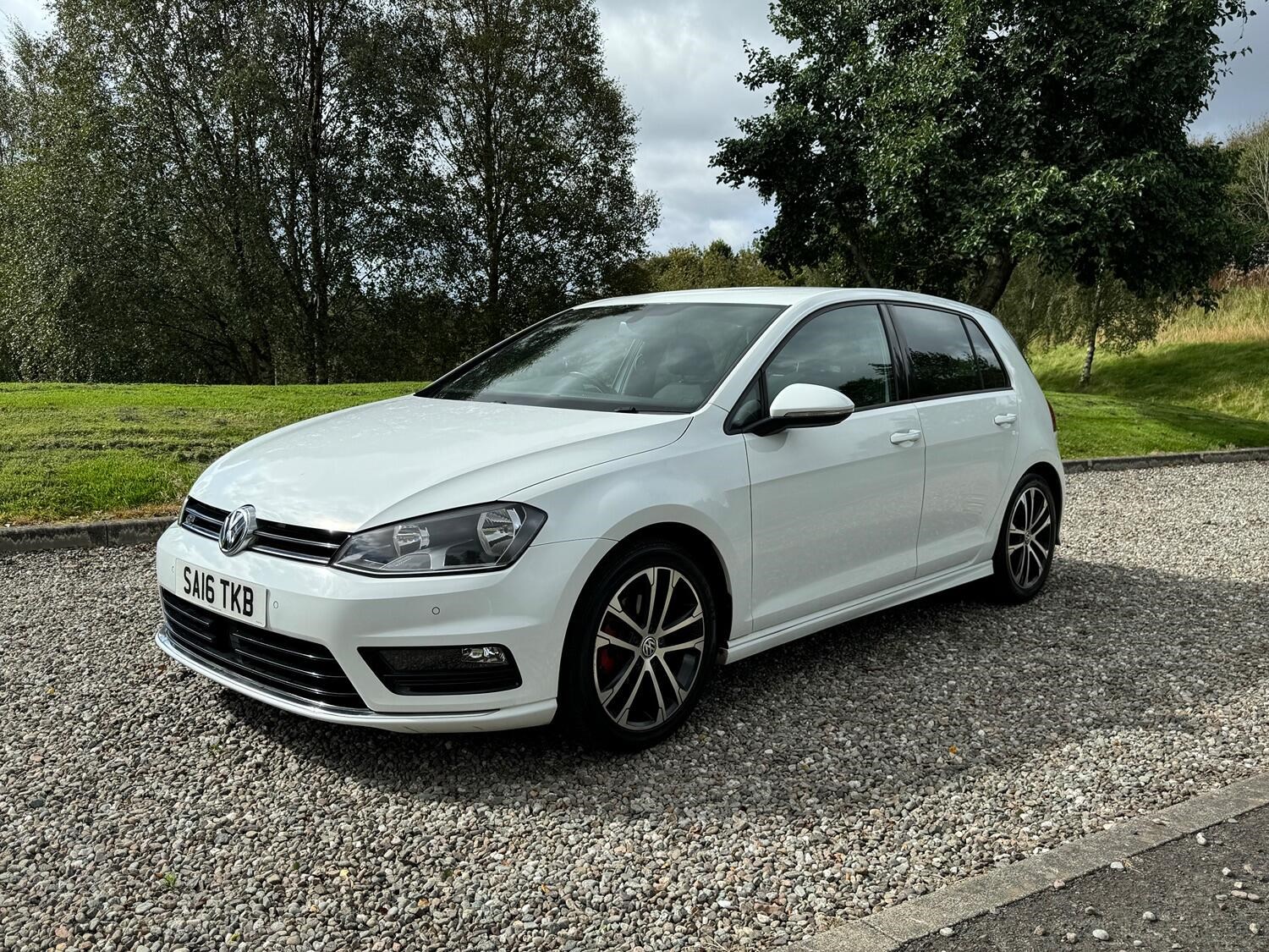 Volkswagen Golf Listing Image