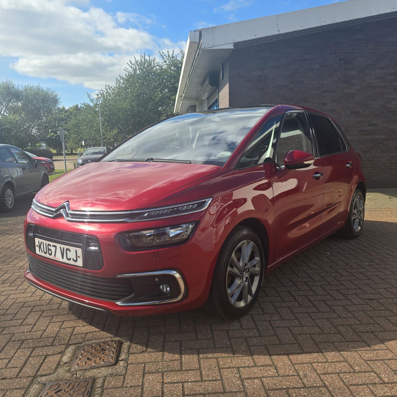 Citroen C4 Picasso Listing Image