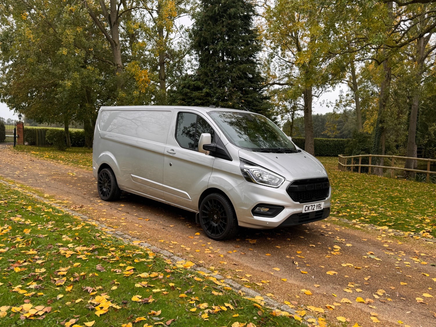 Ford Transit Custom Listing Image