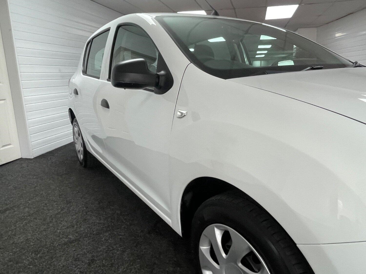 Dacia Sandero Listing Image