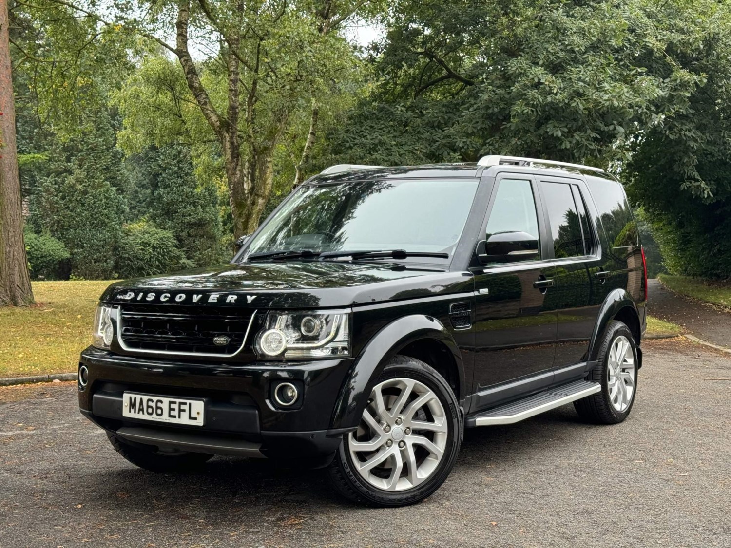 Land Rover Discovery 4 Listing Image