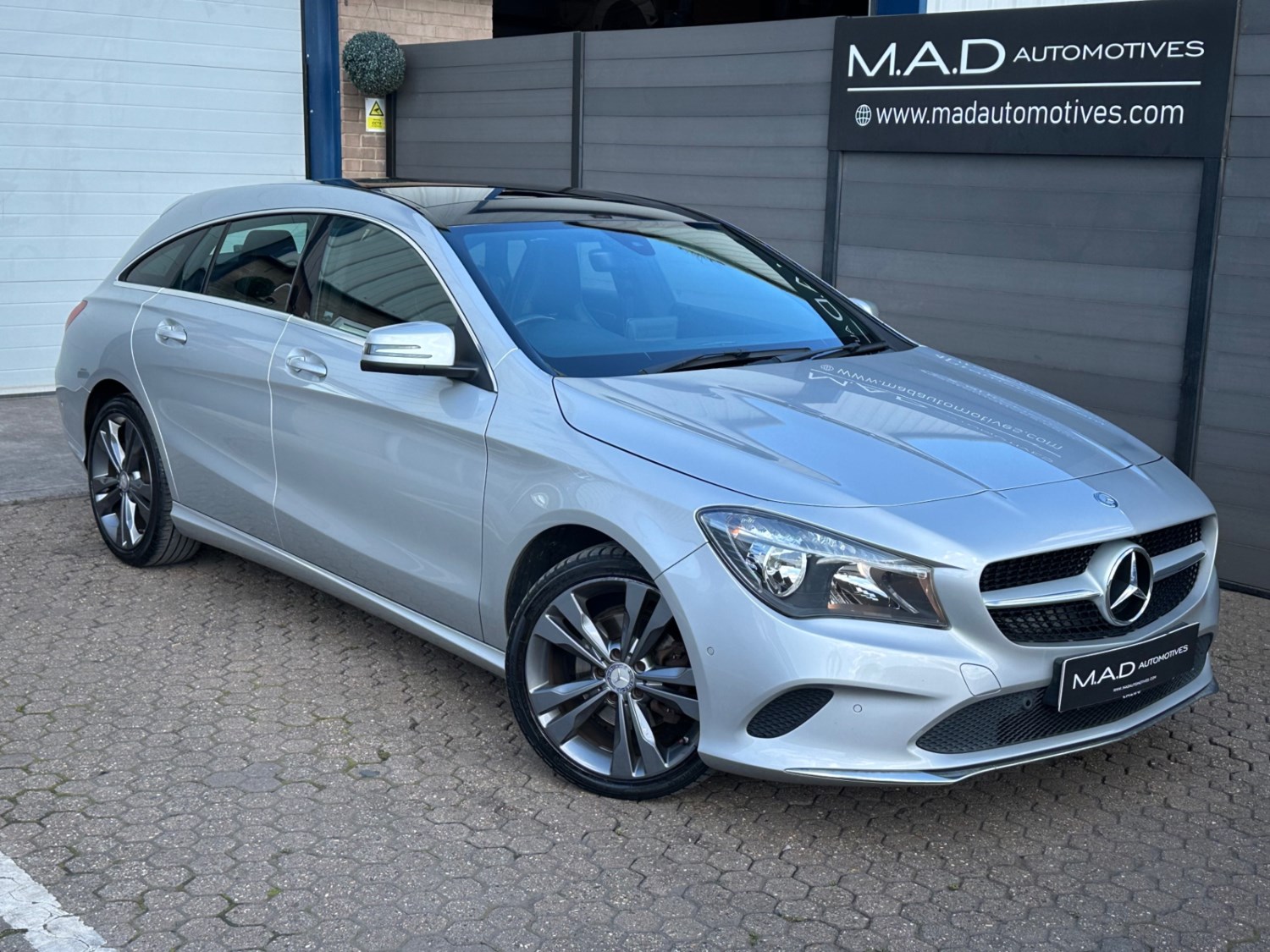 Mercedes-Benz CLA Listing Image