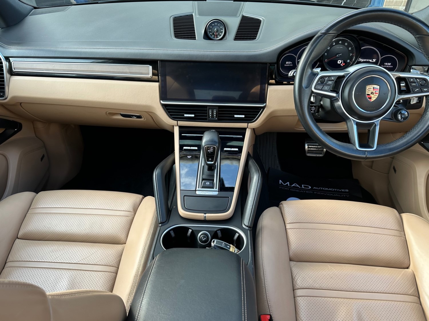 Porsche Cayenne Listing Image