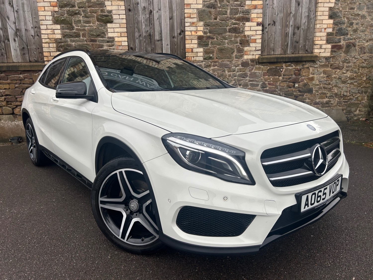 Mercedes-Benz GLA Listing Image