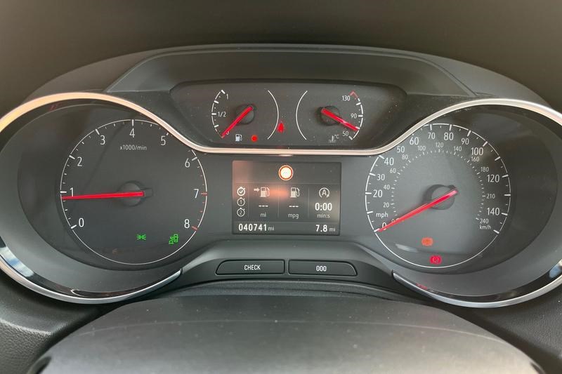 Vauxhall Grandland X Listing Image