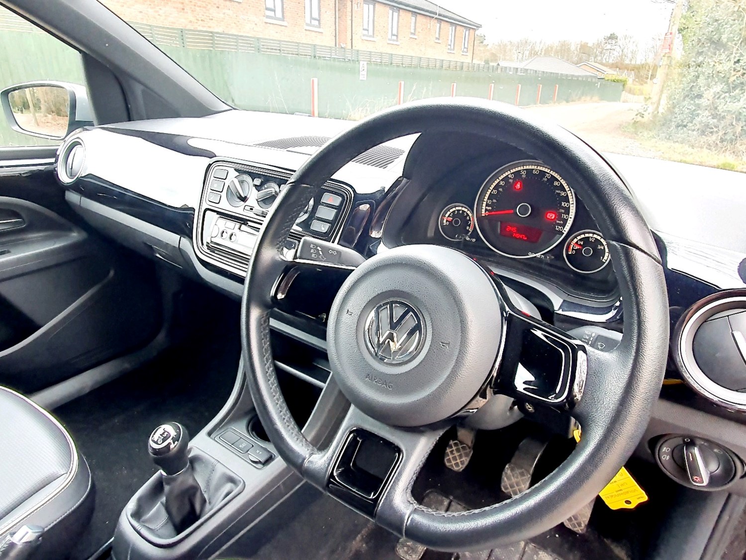 Volkswagen up! Listing Image