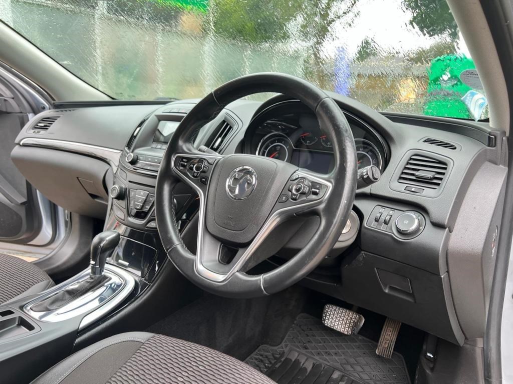 Vauxhall Insignia Listing Image