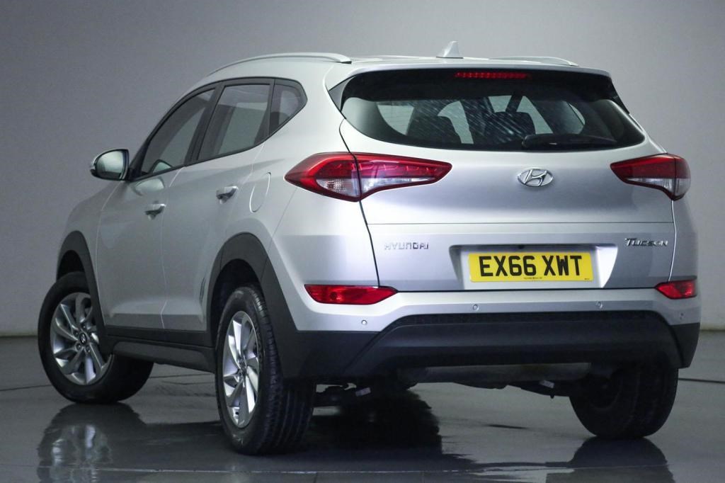 Hyundai TUCSON Listing Image