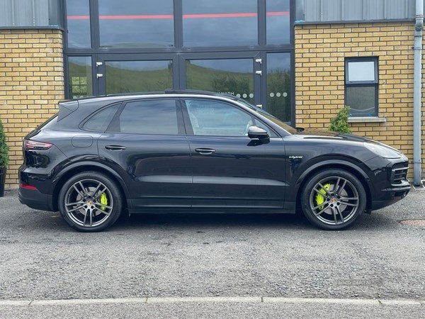 Porsche Cayenne Listing Image