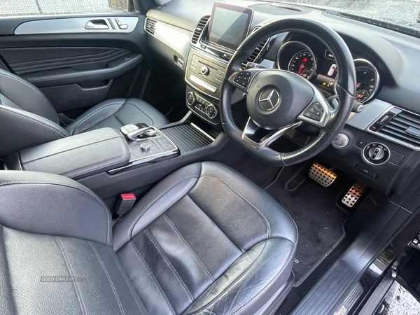 Mercedes-Benz GLE Listing Image