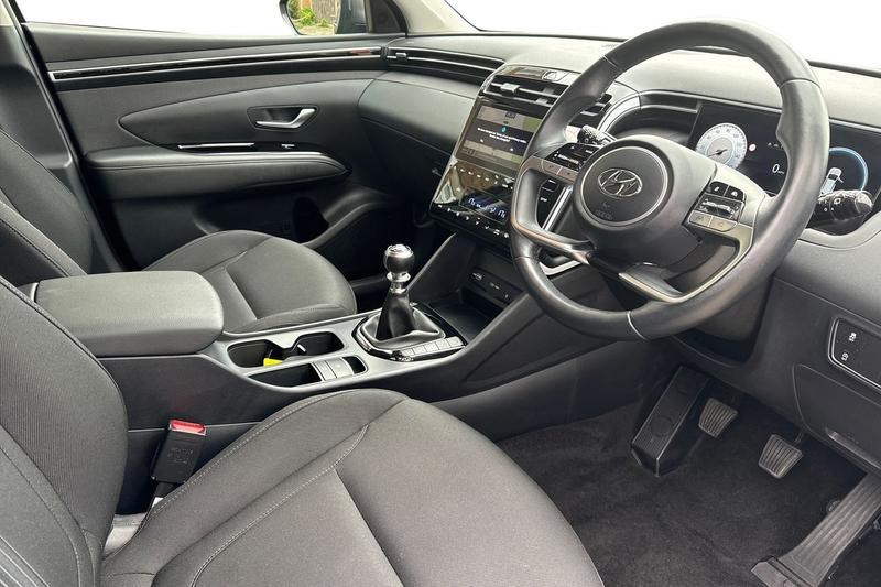 Hyundai TUCSON Listing Image