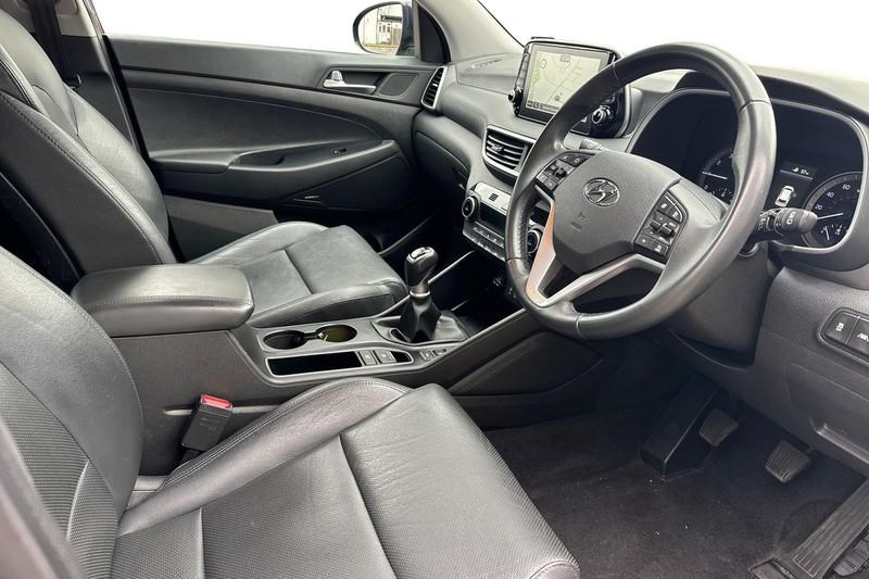 Hyundai TUCSON Listing Image