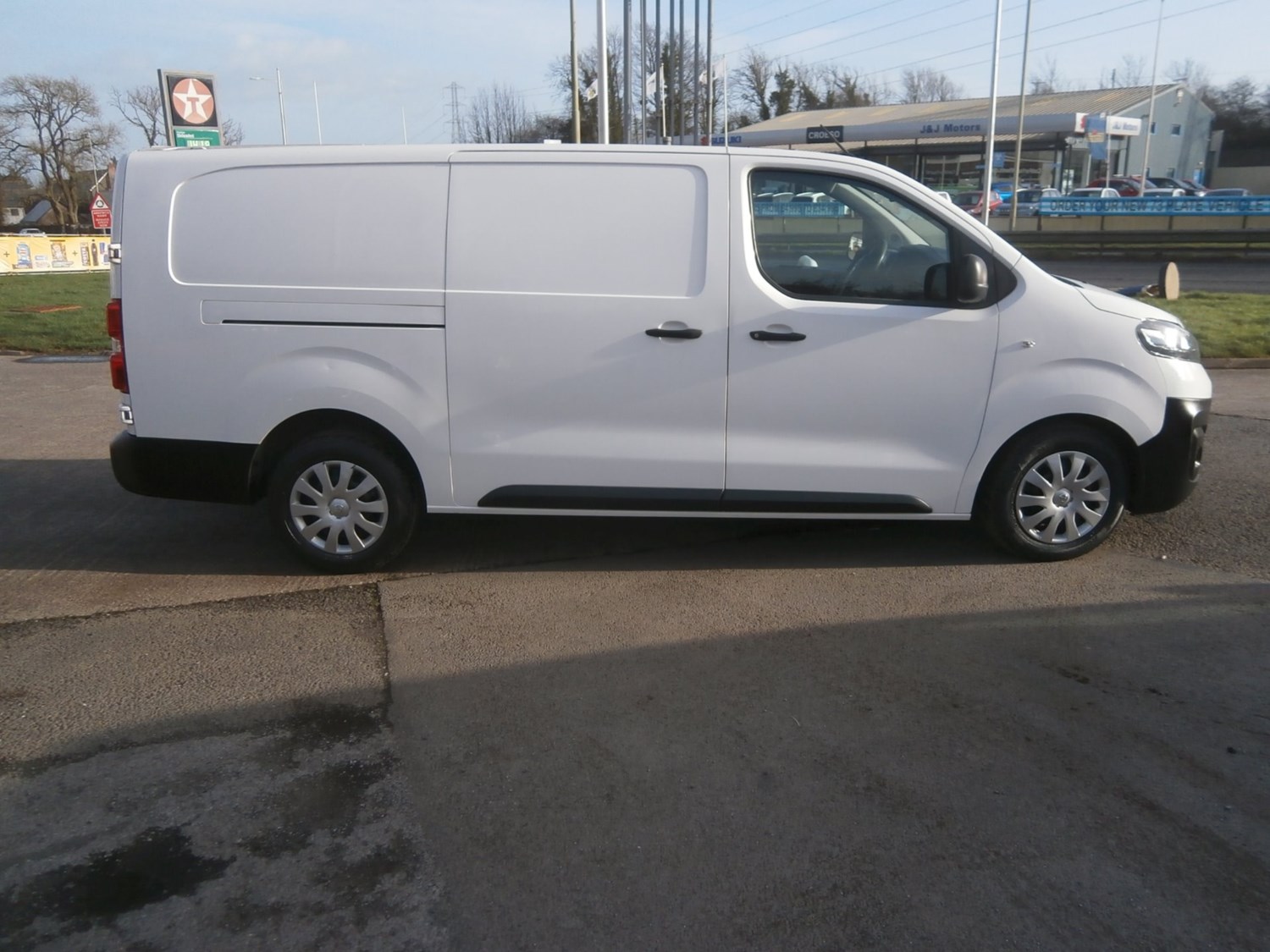 Vauxhall Vivaro Listing Image