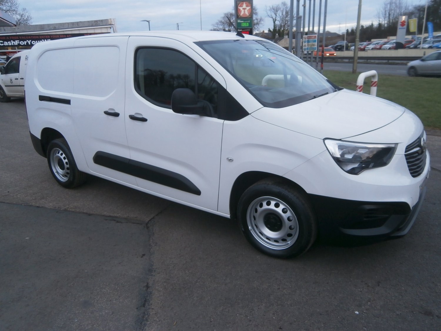 Vauxhall Combo Listing Image