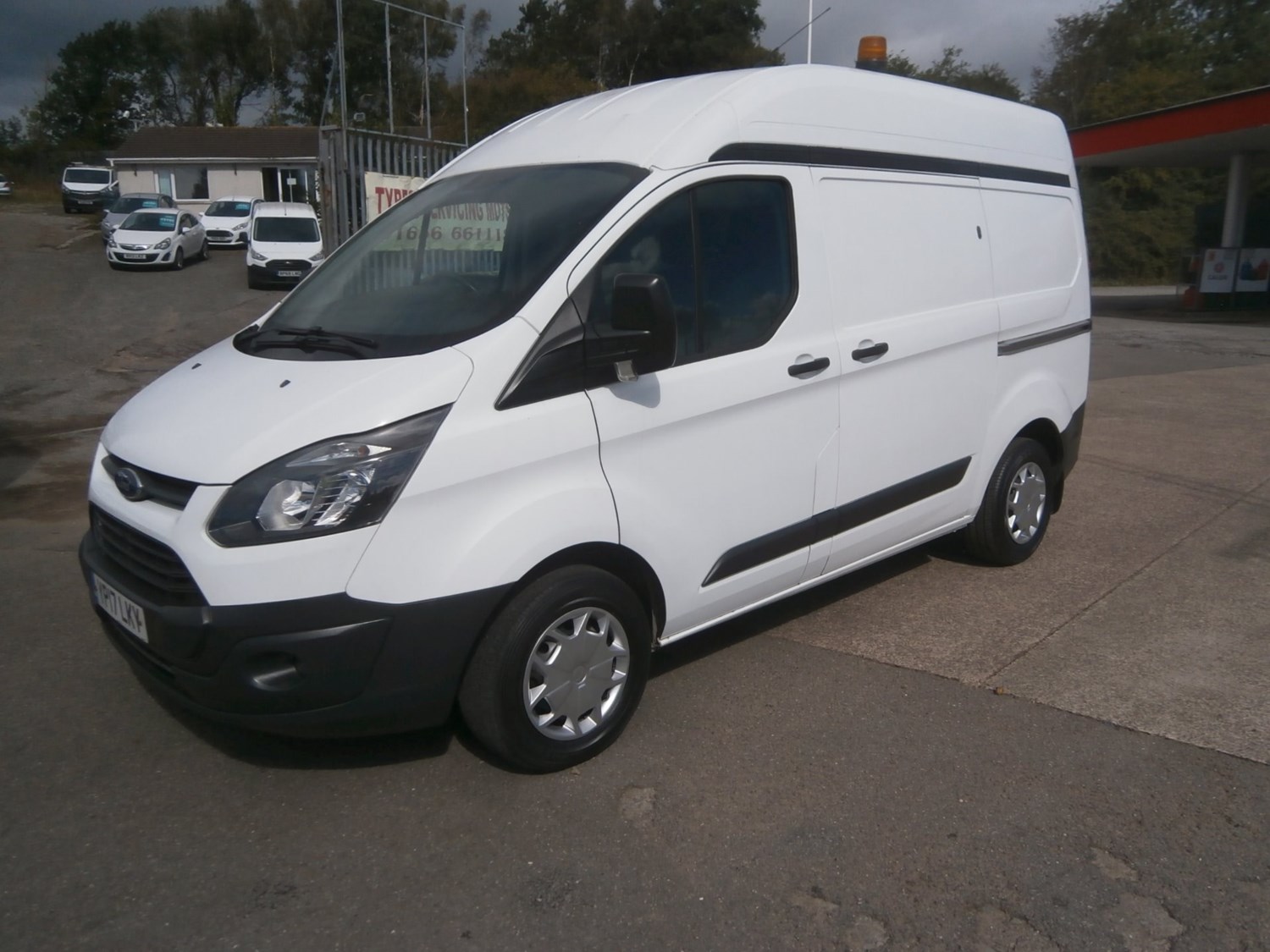 Ford Transit Custom Listing Image