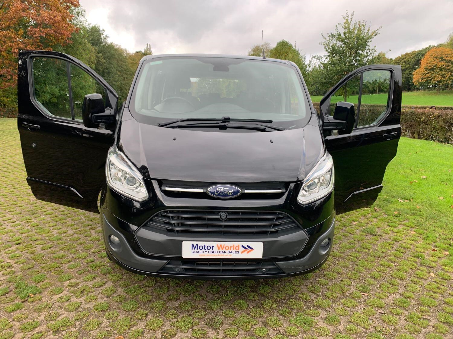 Ford TOURNEO Listing Image