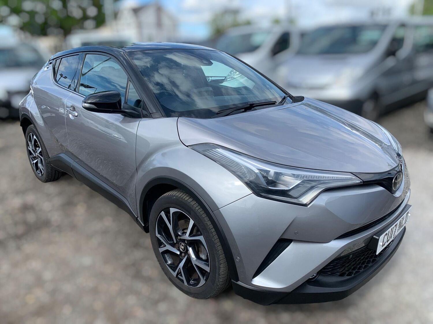 Toyota C-HR Listing Image