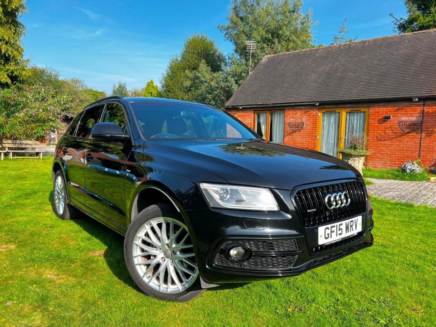 Audi Q5 Listing Image