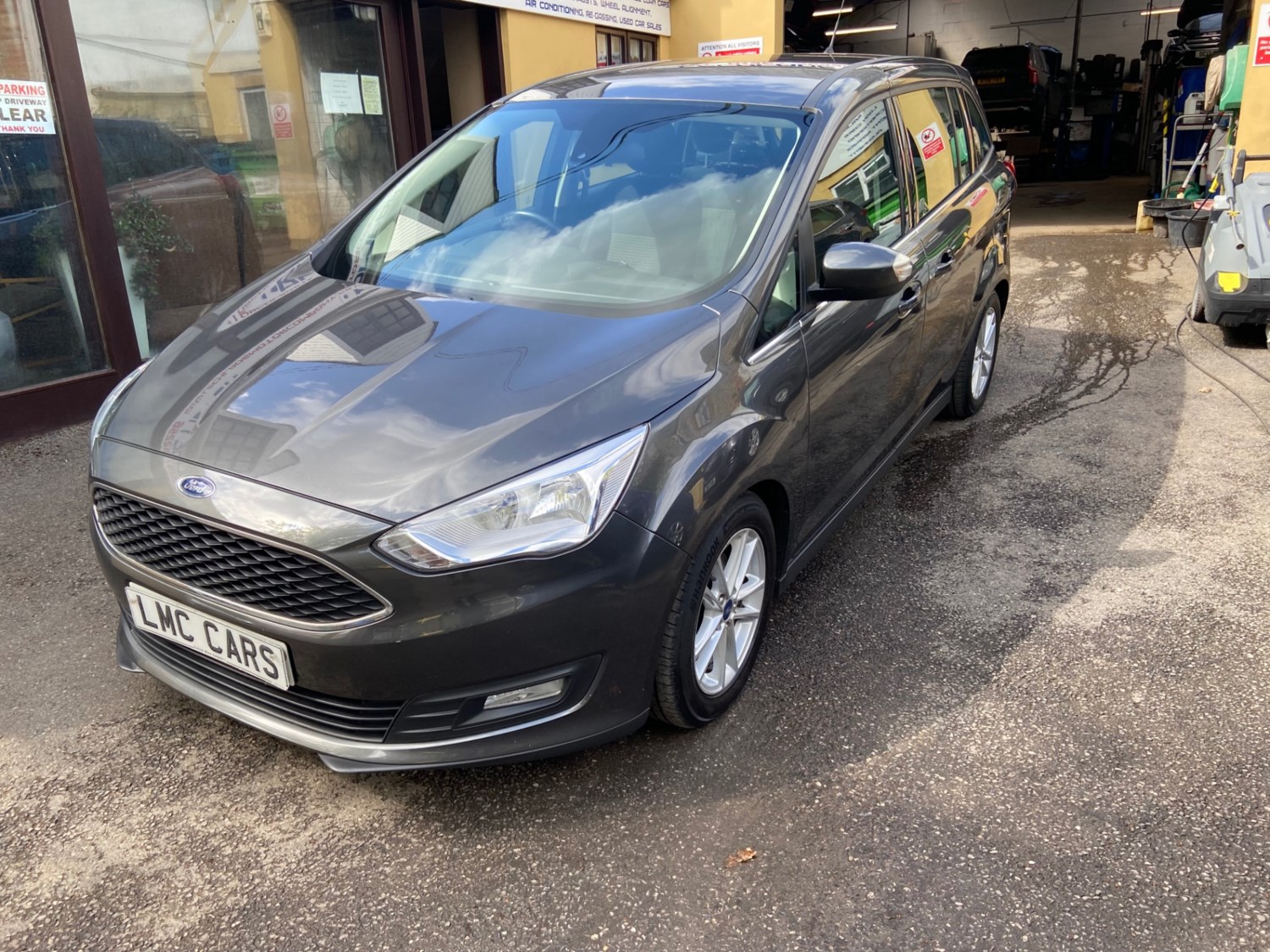 Ford Grand C-Max Listing Image