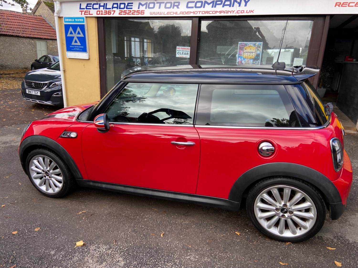 MINI Hatch Listing Image