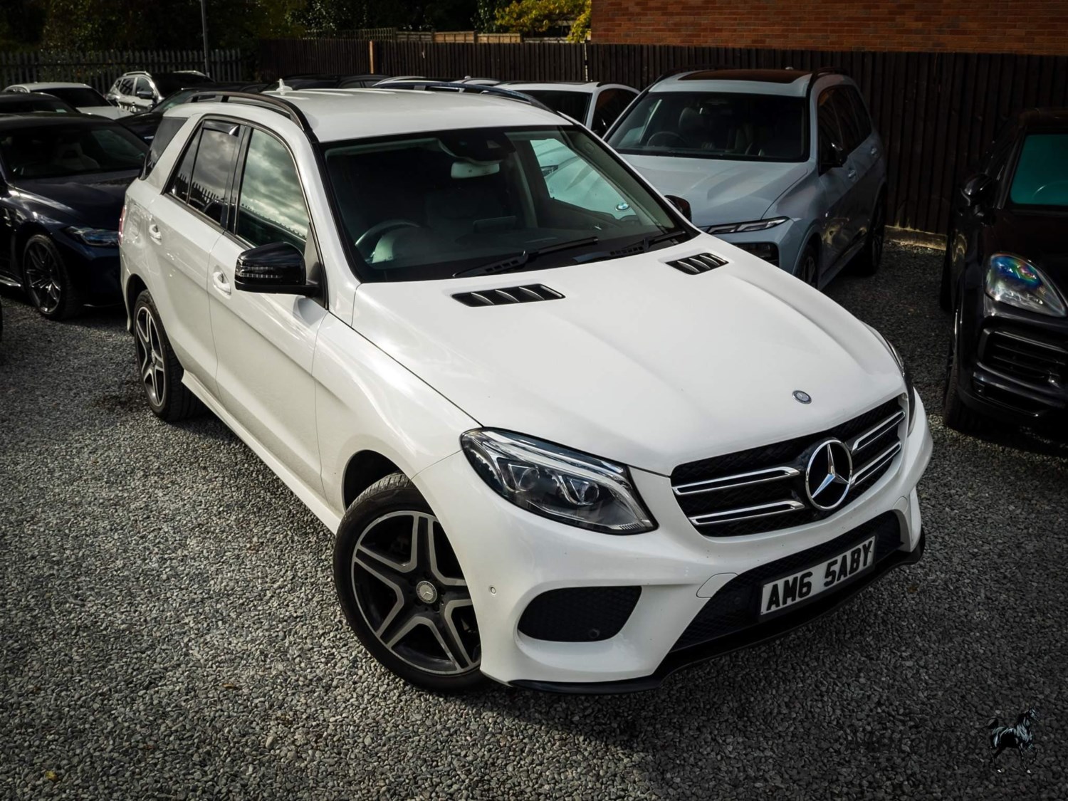 Mercedes-Benz GLE Listing Image