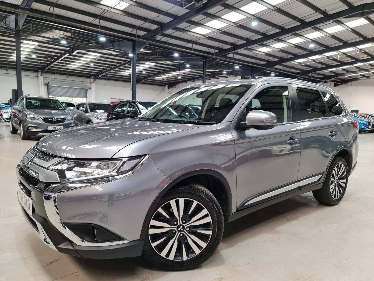 Mitsubishi Outlander Listing Image