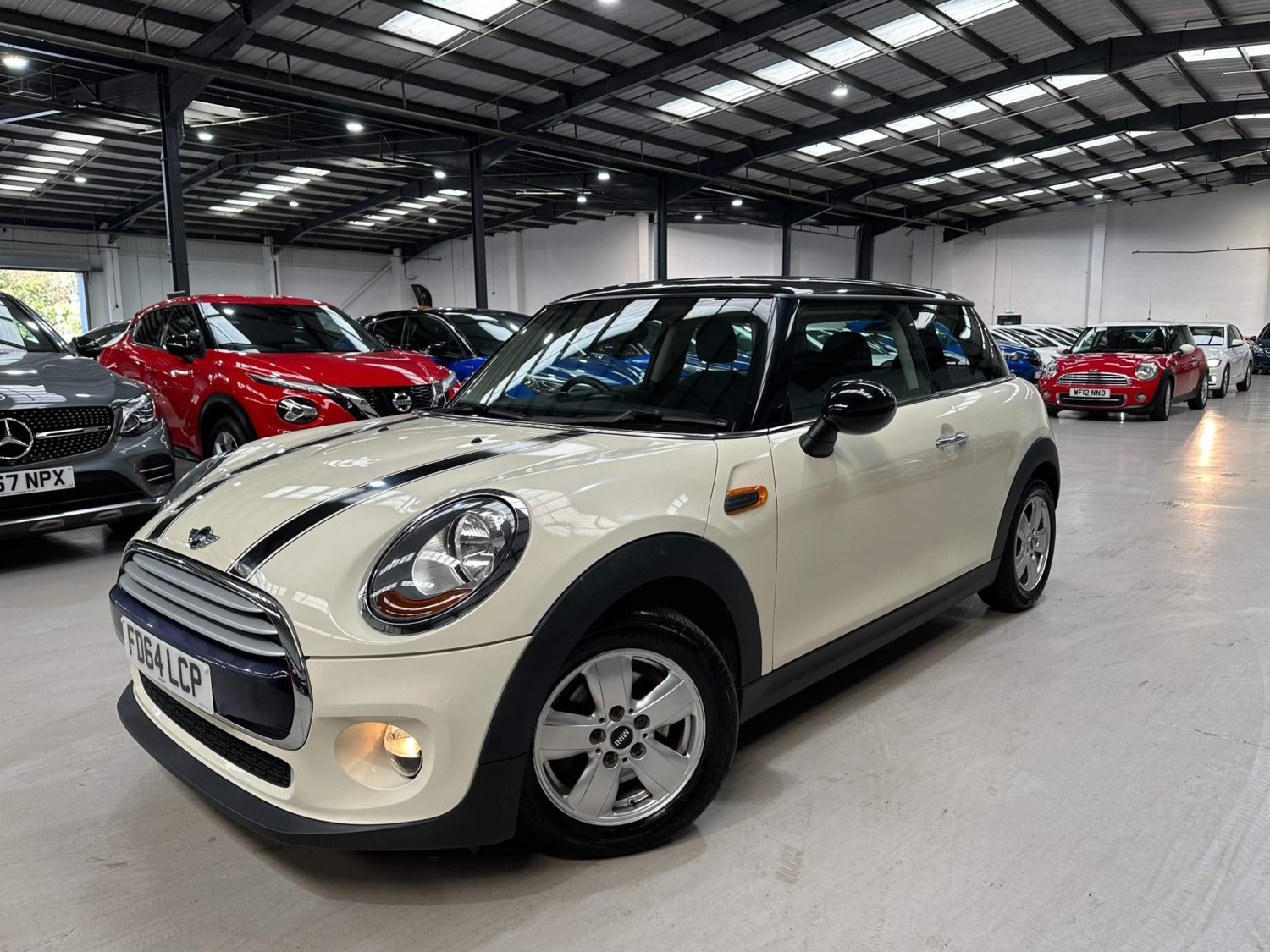 MINI Hatch Listing Image