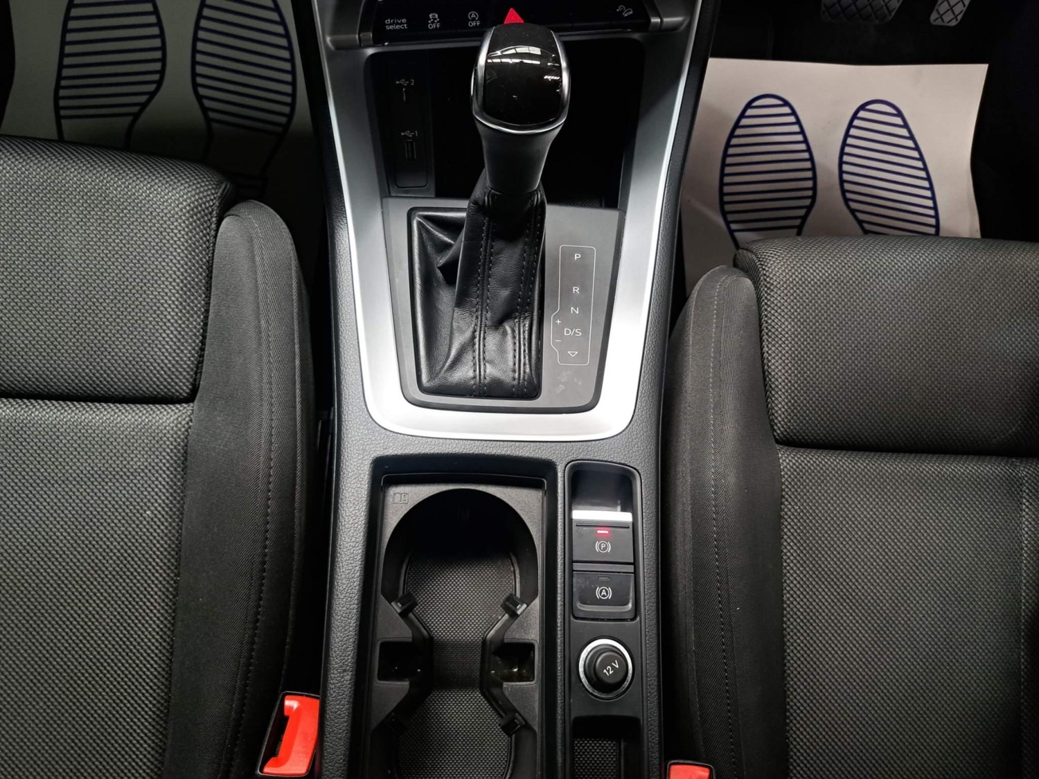 Audi Q3 Listing Image