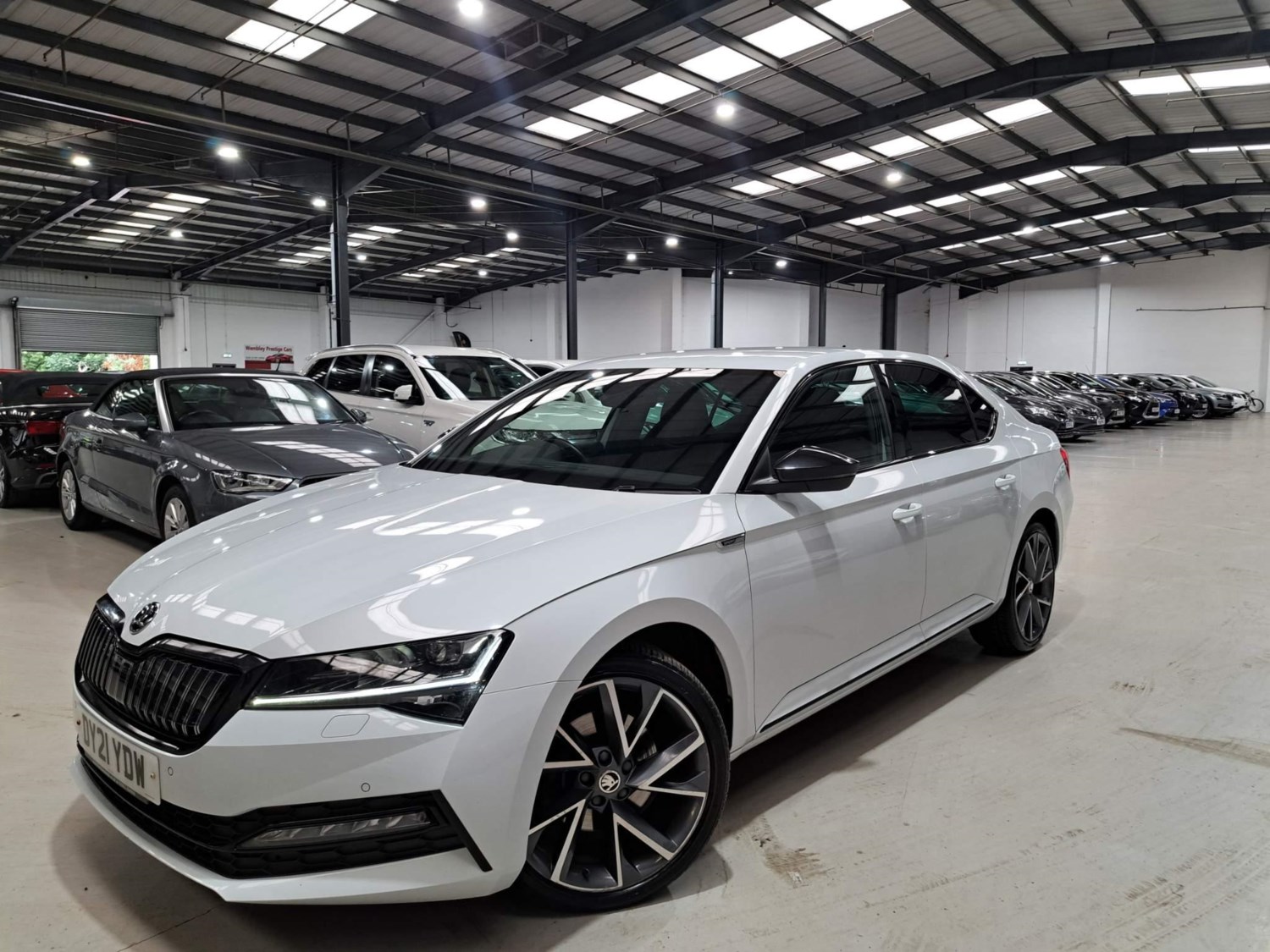 Skoda Superb Listing Image