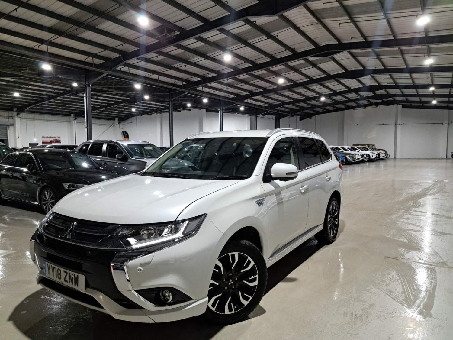 Mitsubishi Outlander Listing Image