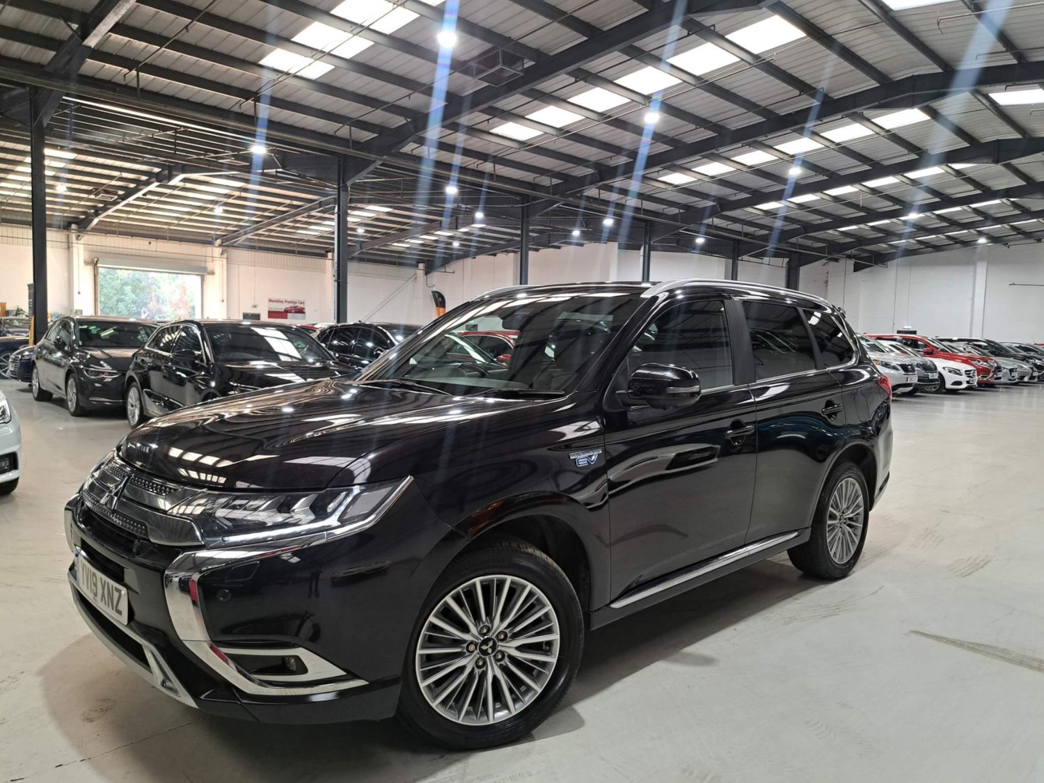 Mitsubishi Outlander Listing Image